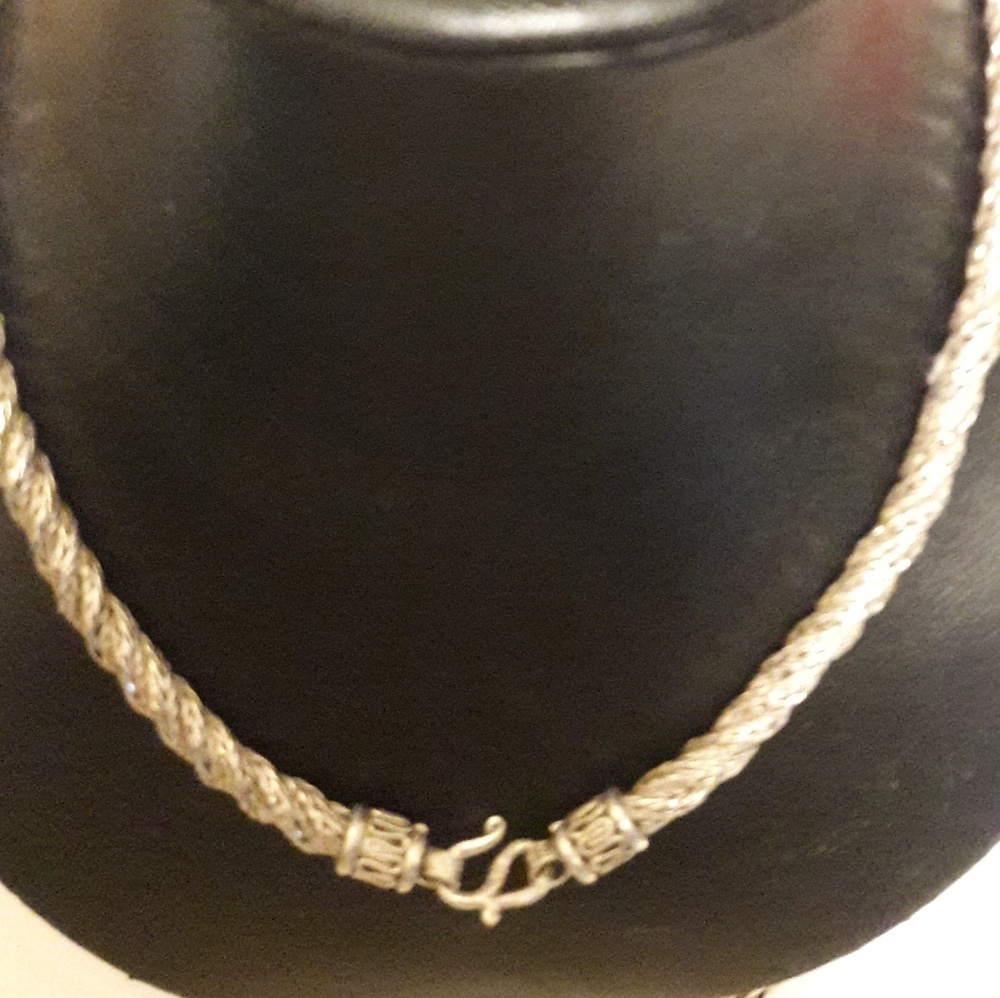 Vintage Sterling Silver Necklace